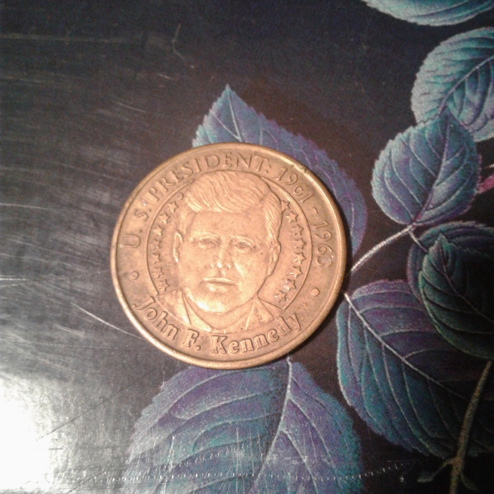 COPY - Collectables - Picture 6 of 7